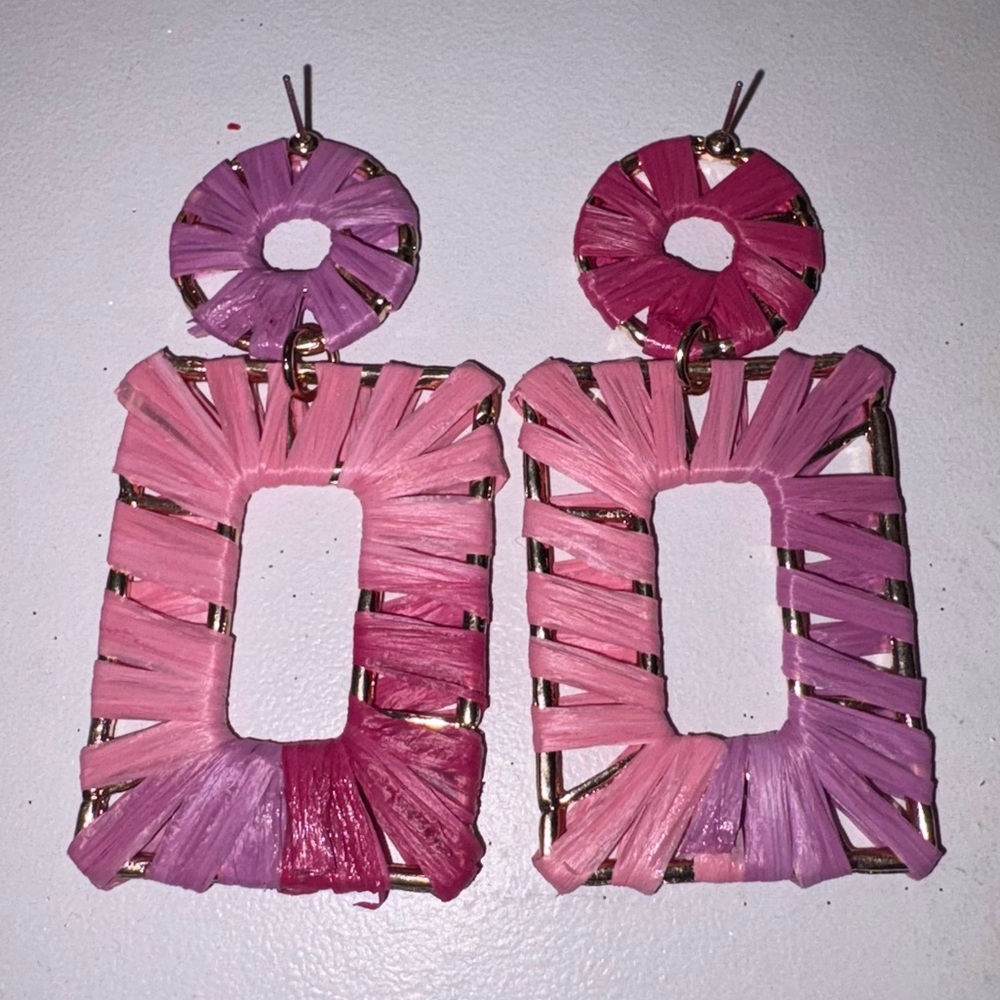 ✨ Ombré Pink Aurora Raffia Statement Earrings Woven Statement Earrings - Picture 3 of 3